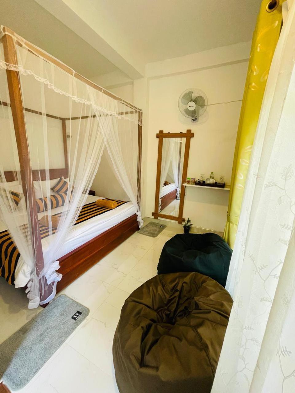 Rich Grove Inn Ella Luaran gambar